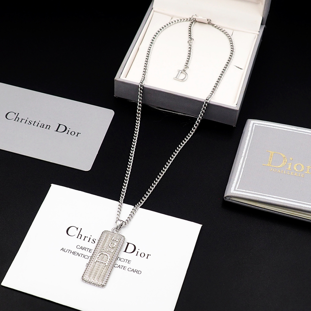 Dior Silver Ripple Necklace