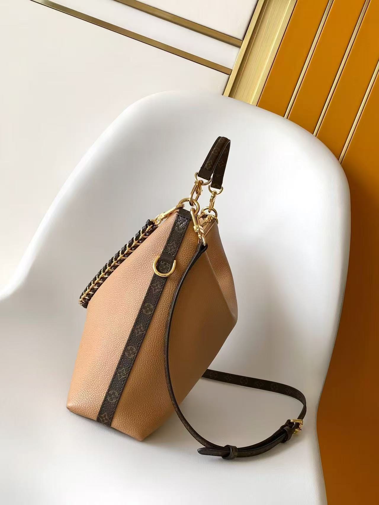 Louis Vuitton LV Fall/Winter 2025 Express Handbag