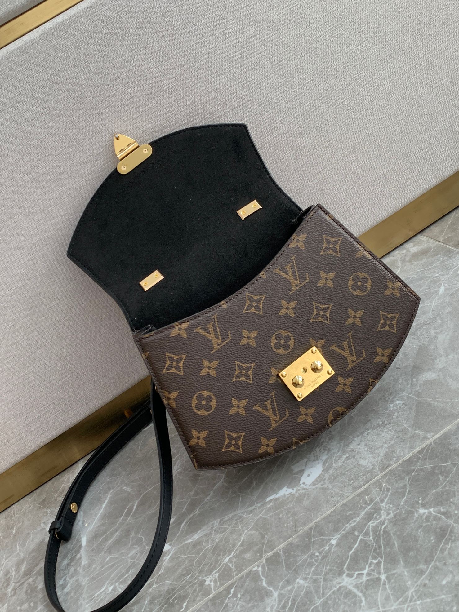 Louis Vuitton LV Bags Tilsitt Monogram Reverse M46548 (10A Mirror Version)