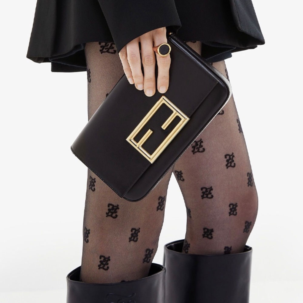 FENDI Chain Wallet Crossbody Bag