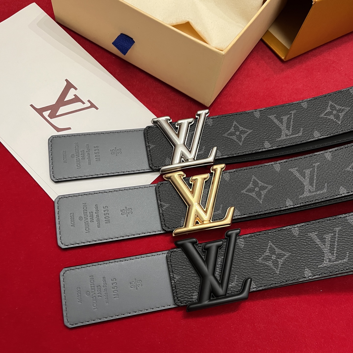 LV Initiales 40mm Reversible Belt