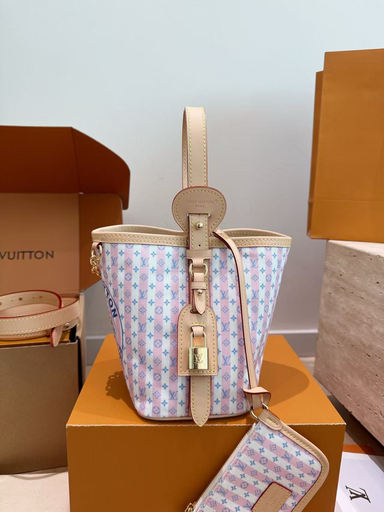 Louis Vuitton LV new all in bb handbag