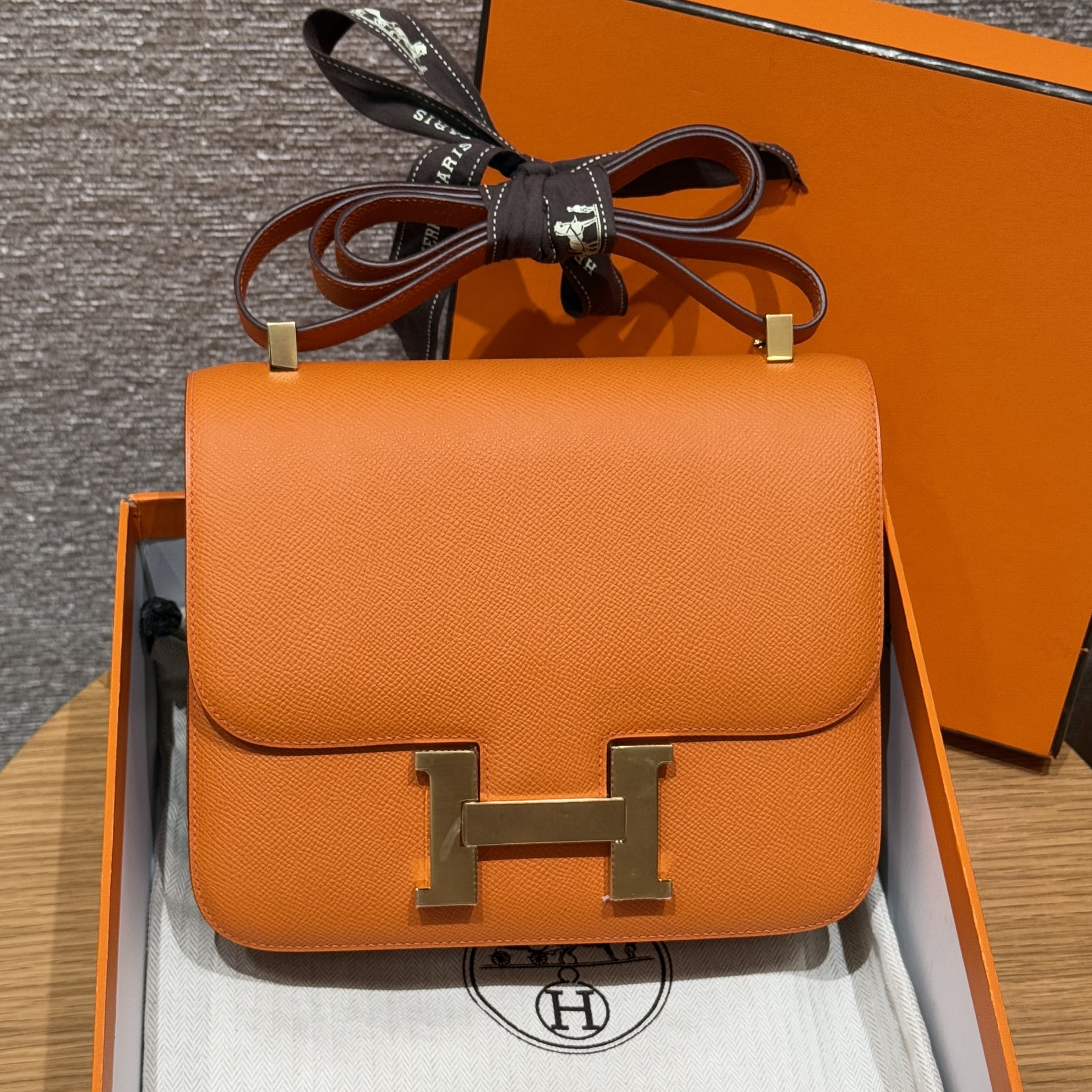 Hermes Orange Epsom Constance 24