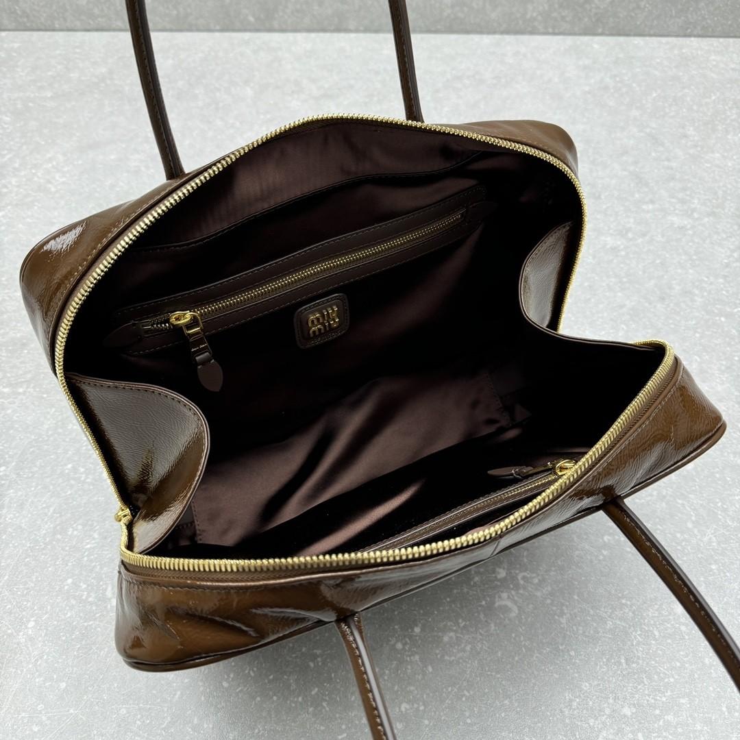 Miumiu Naplak Beau bag in patent leather