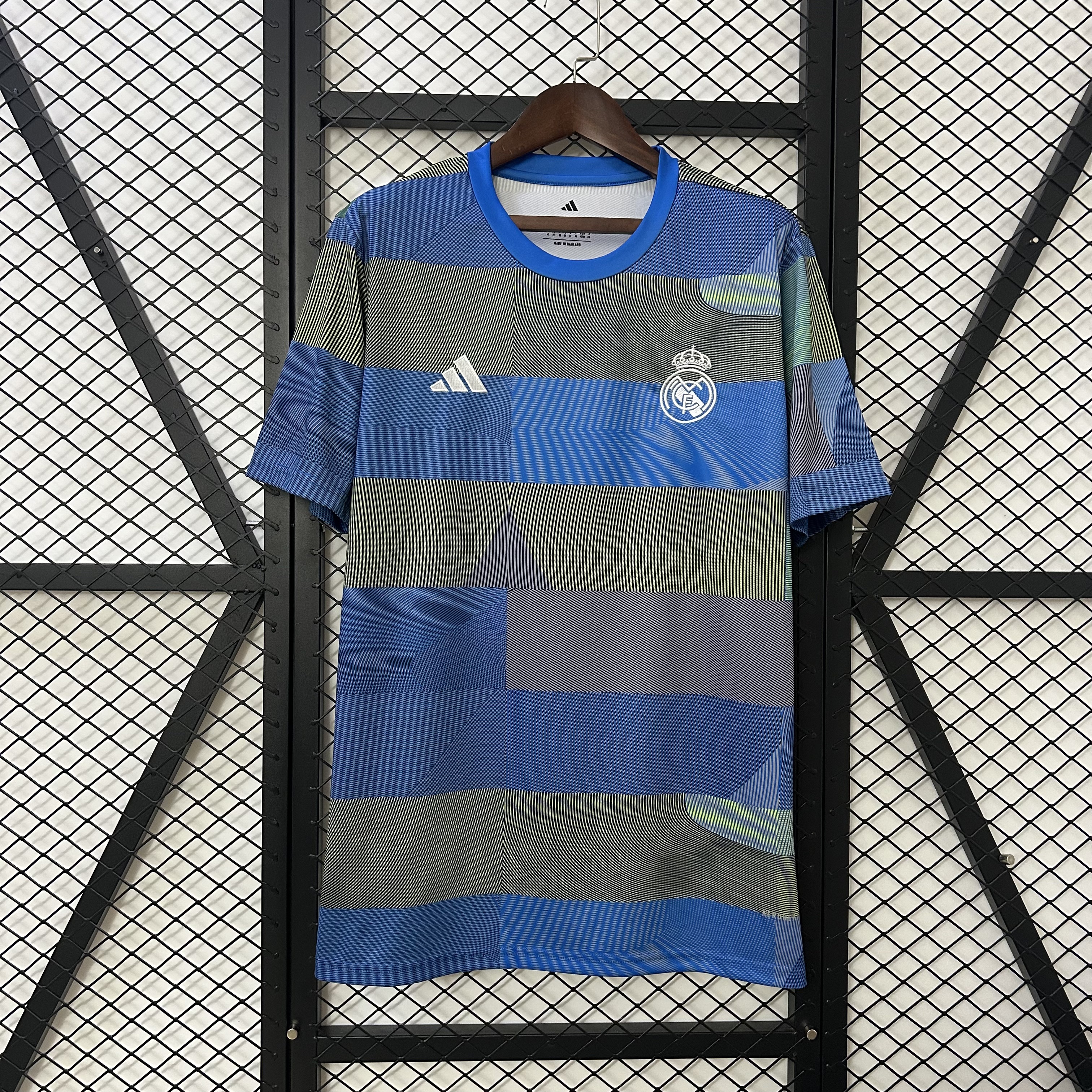 Real Madrid Pre Match Training Man Jersey 25/26 | Soc Jersey - Premium Football Jersey