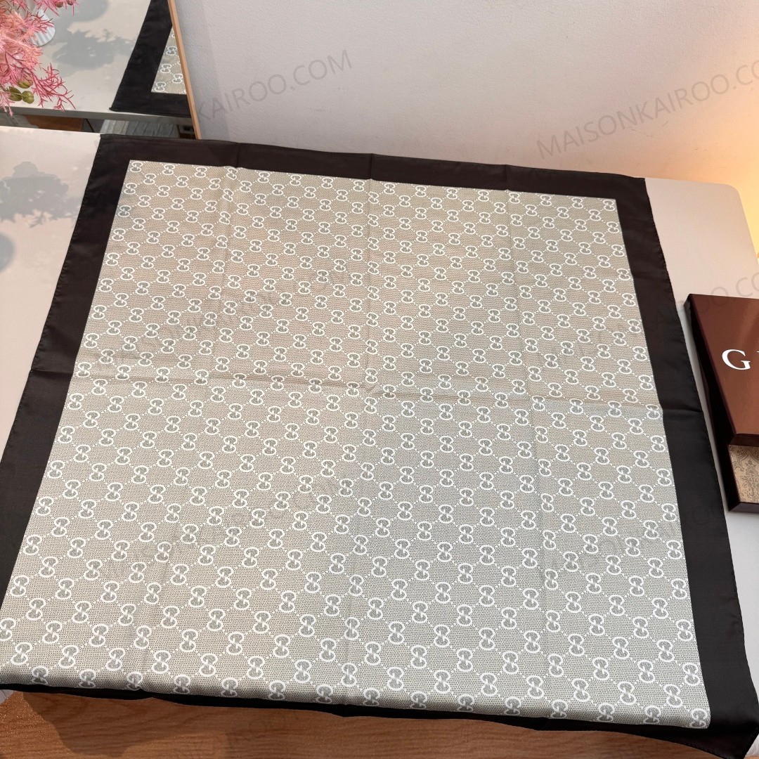 Gucci GG Monogram 90 Silk Scarf - KAIROO
