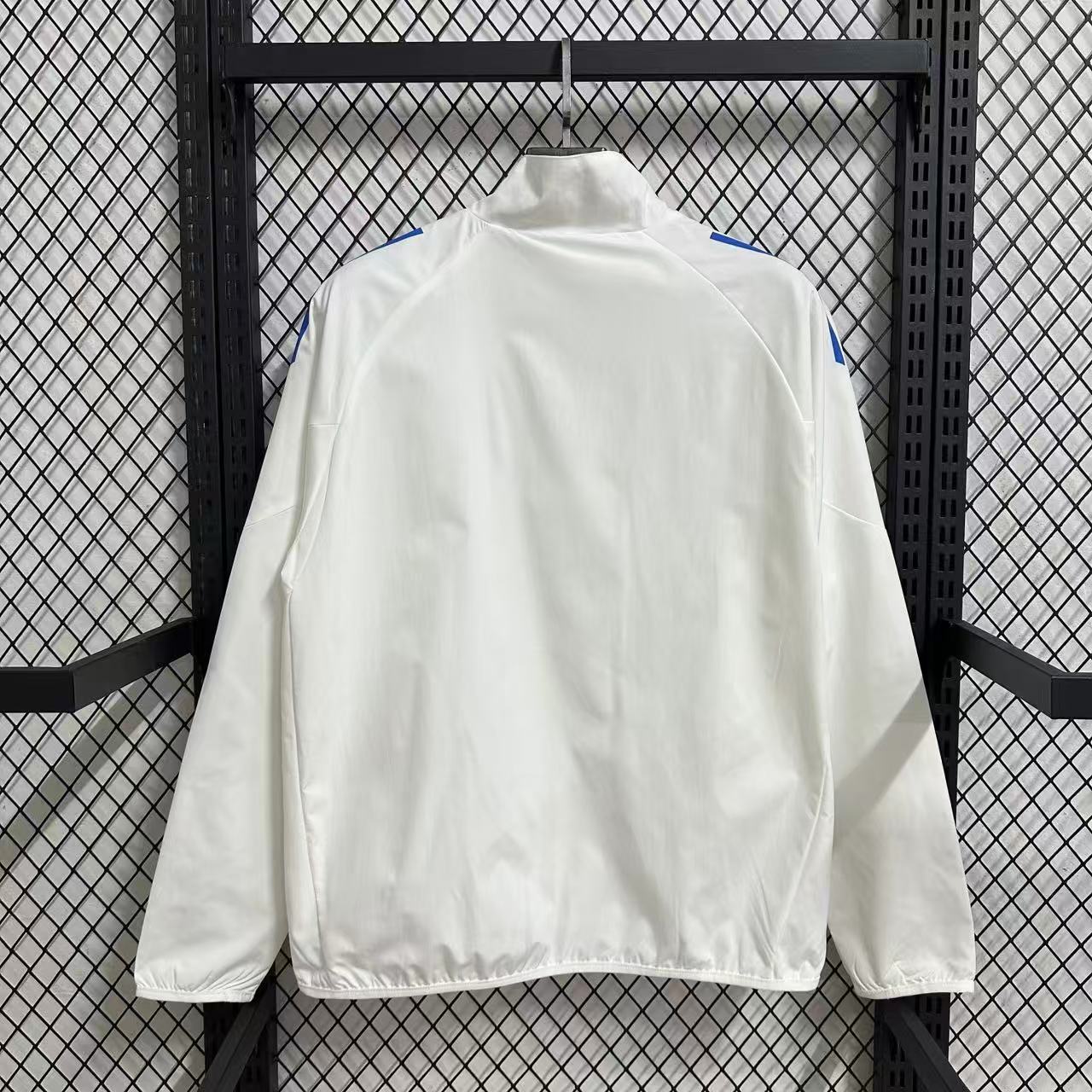 Real Madrid Training Windbreaker 2025 | Soc Jersey - Premium Football Jersey
