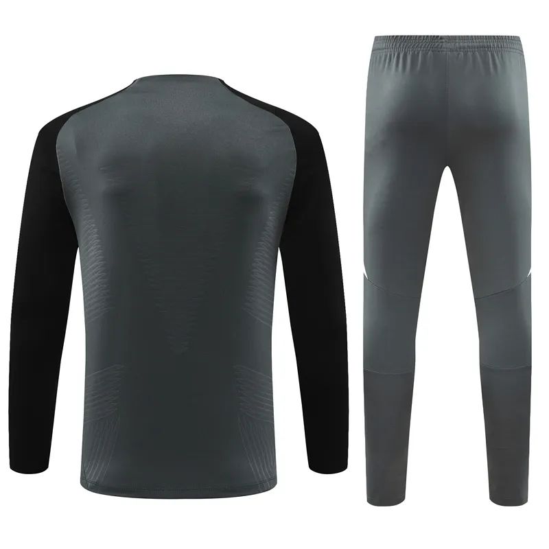 Adult / Kids Manchester United 24/25 training SUIT