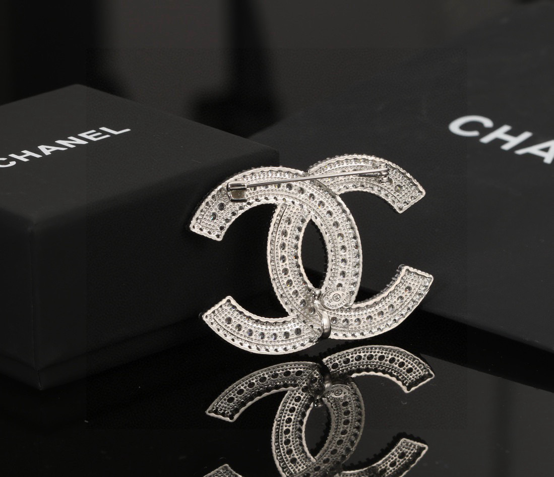 Chanel CC Brooch