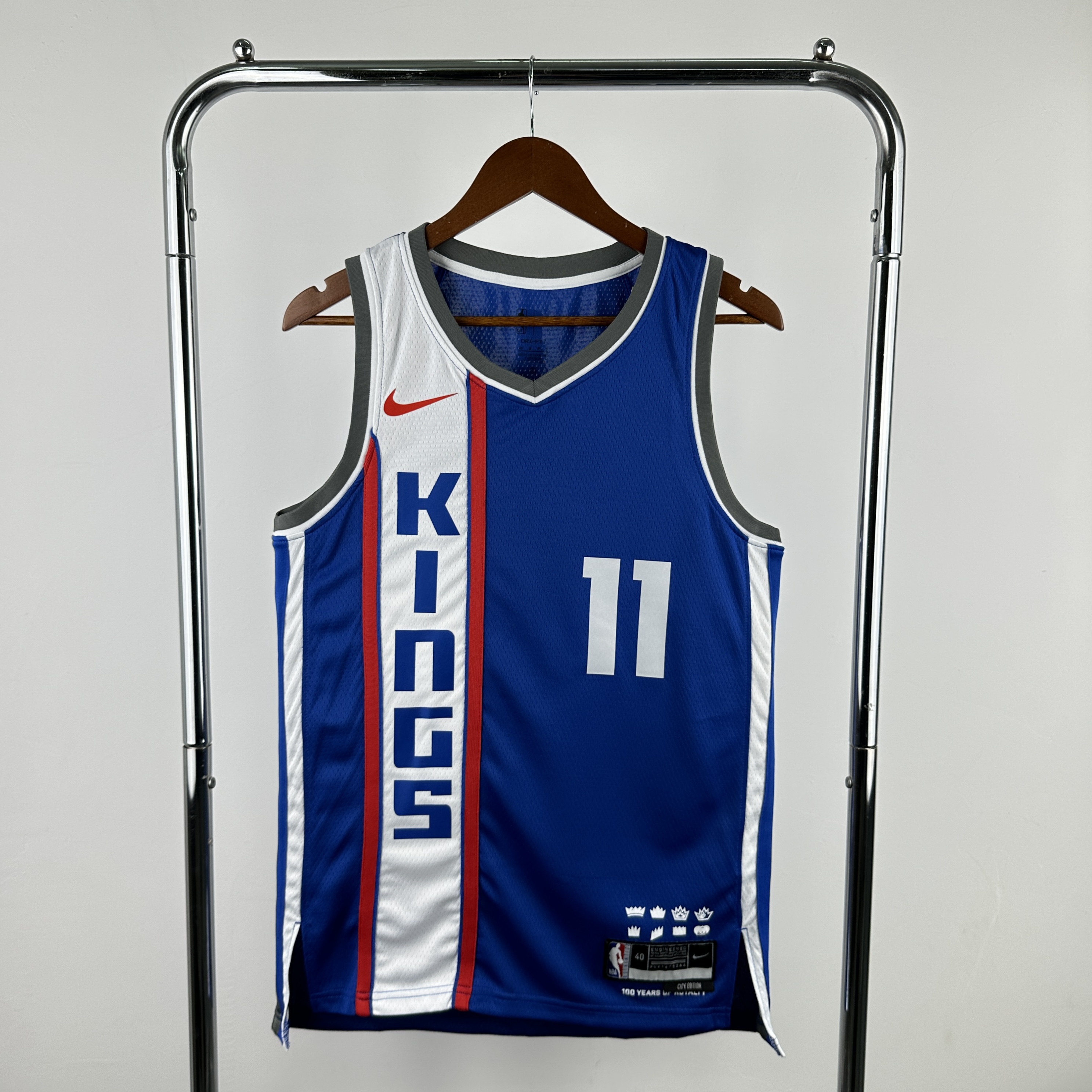 24 SEASON SACRAMENTO KINGS CITY  #11 SABONIS