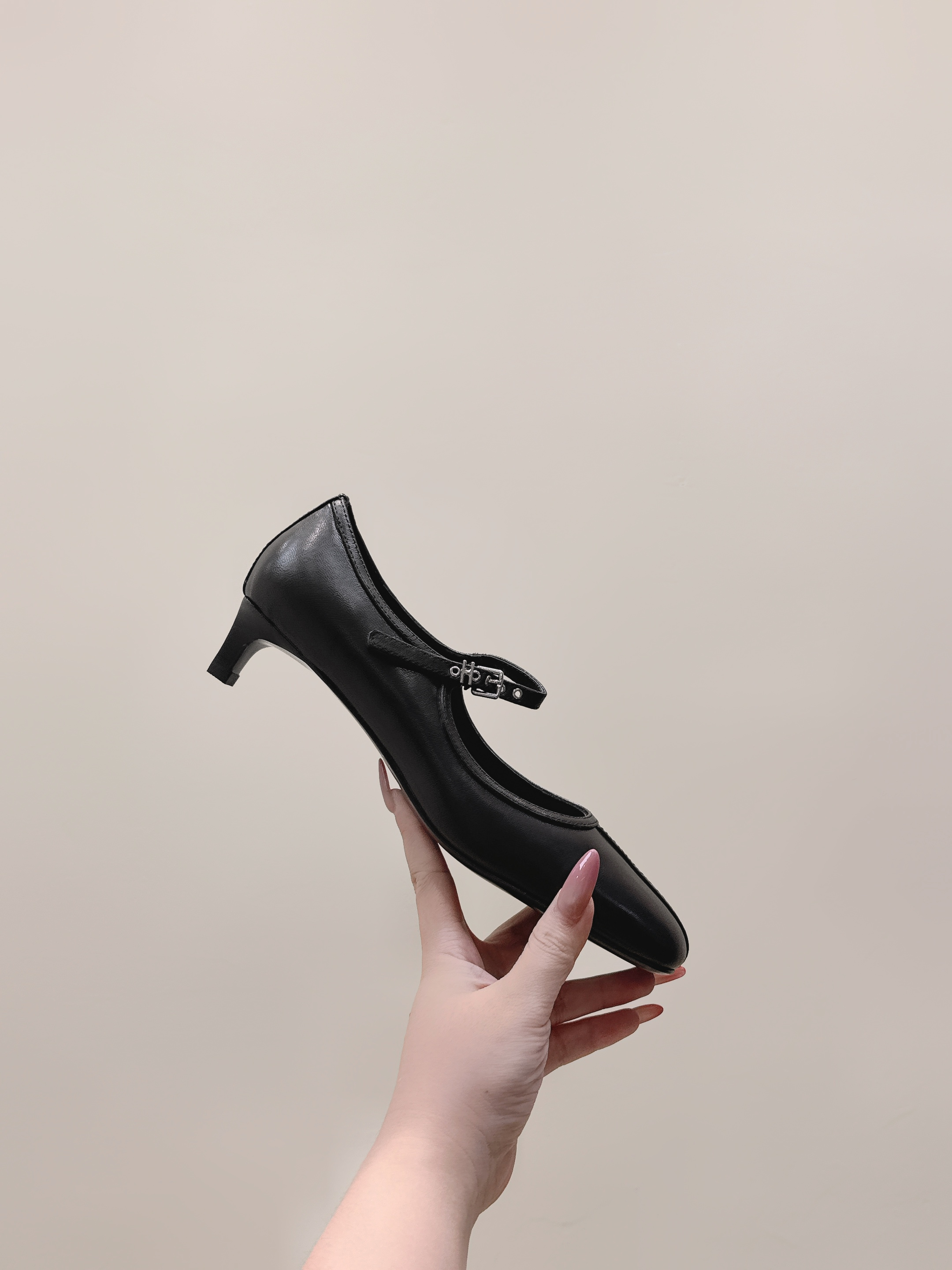 Hermes Women's Lilibeth 40 Pumps