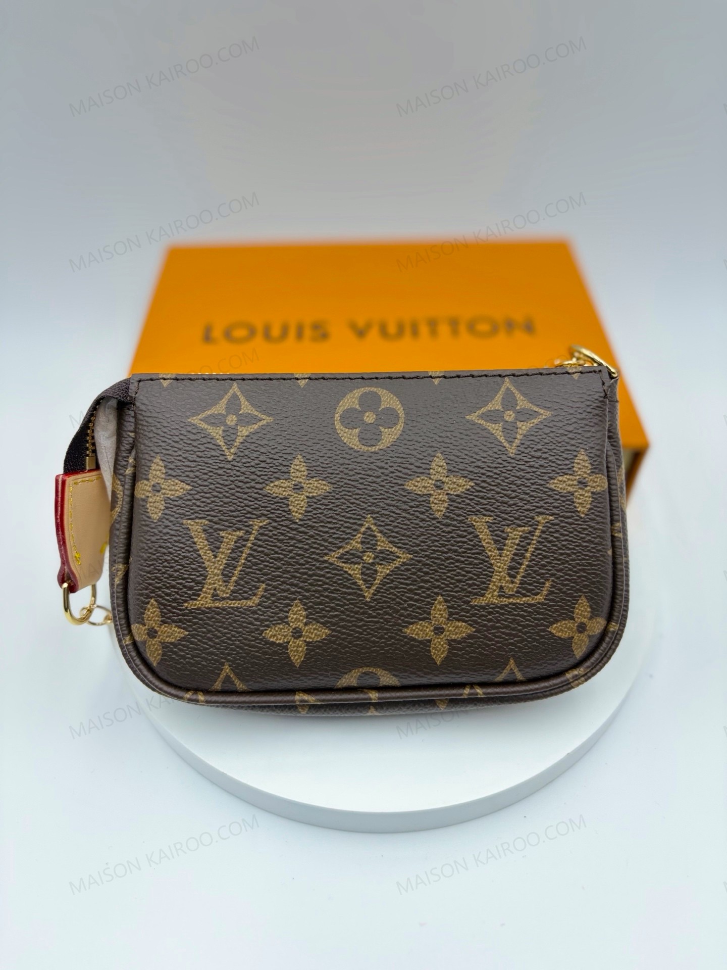 Louis Vuitton LV Mini Pochette Accessoires Monogram Canvas Gold Chain Pouch Bag - KAIROO