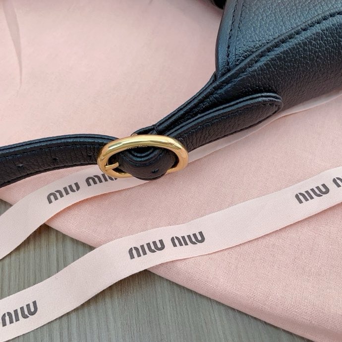 Miumiu Grained Leather Hobo Underarm Shoulder Bag Leather Bag