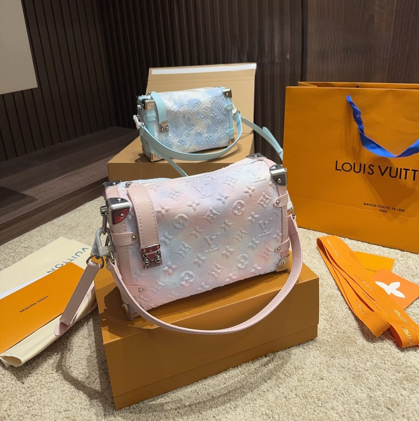 Louis Vuitton LV Side Trunk MM Bleached Gradient Monogram Embossed Denim S-Lock Soft Top Handle Bags - KAIROO