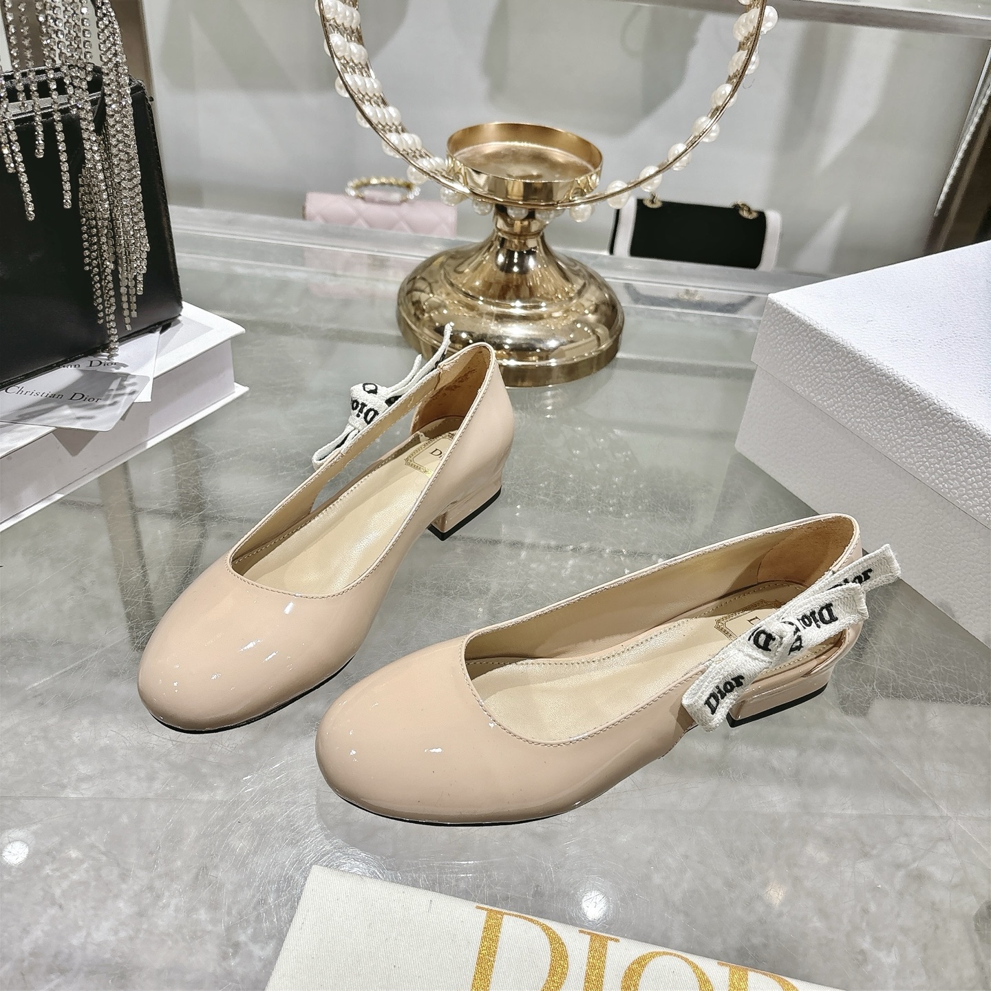 Dior Lolita Pump in Beige Patent leather