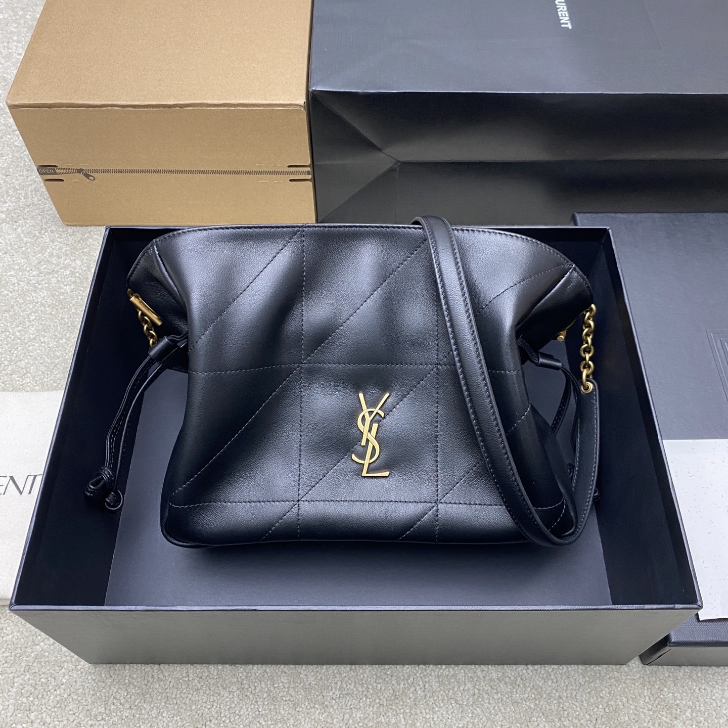 Saint Laurent Black Lambskin Medium Jamie Shoulder Bag 862712