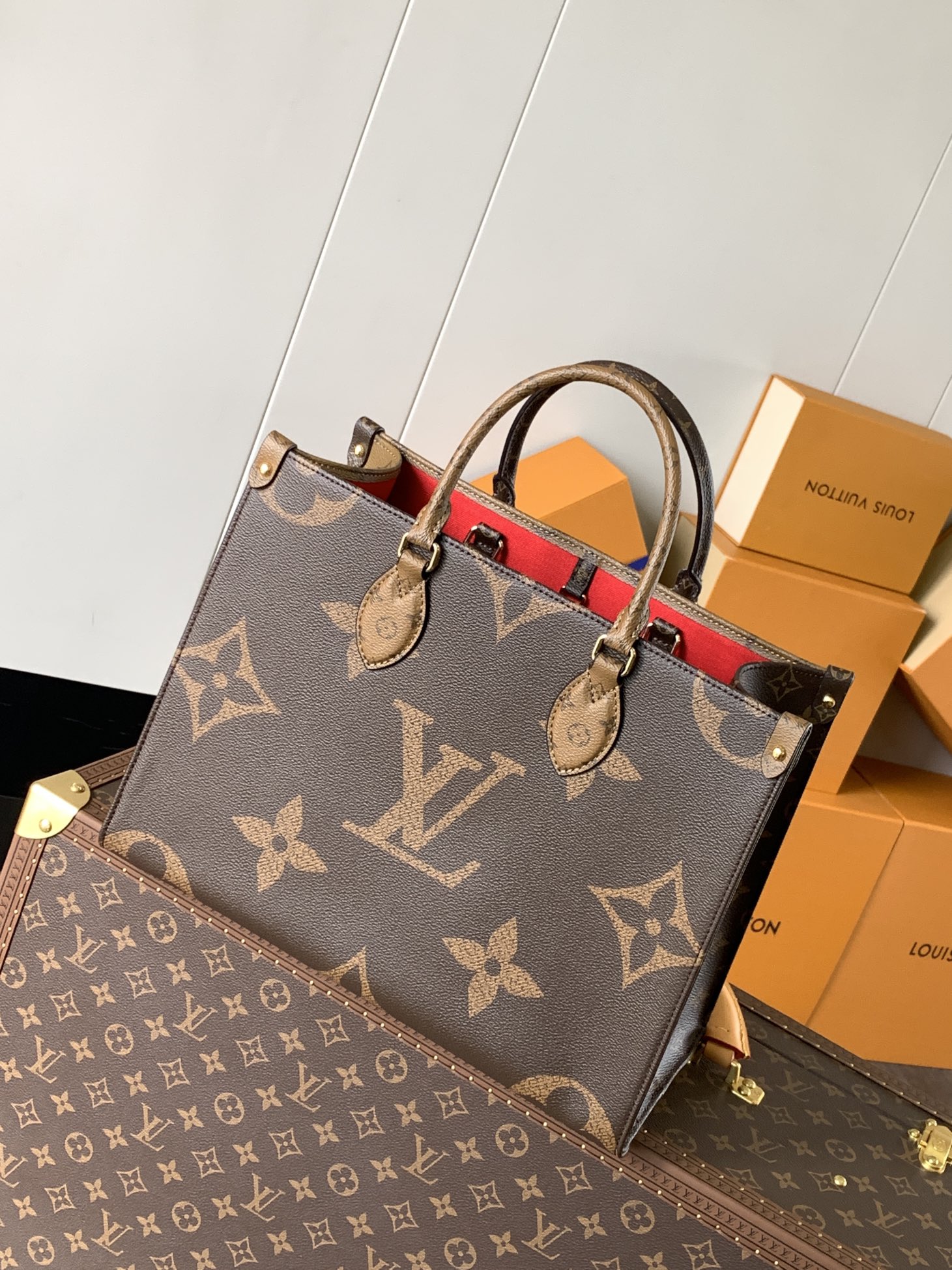 M45039 LV OnTheGo PM Bag Tote In Monogram Reverse canvas