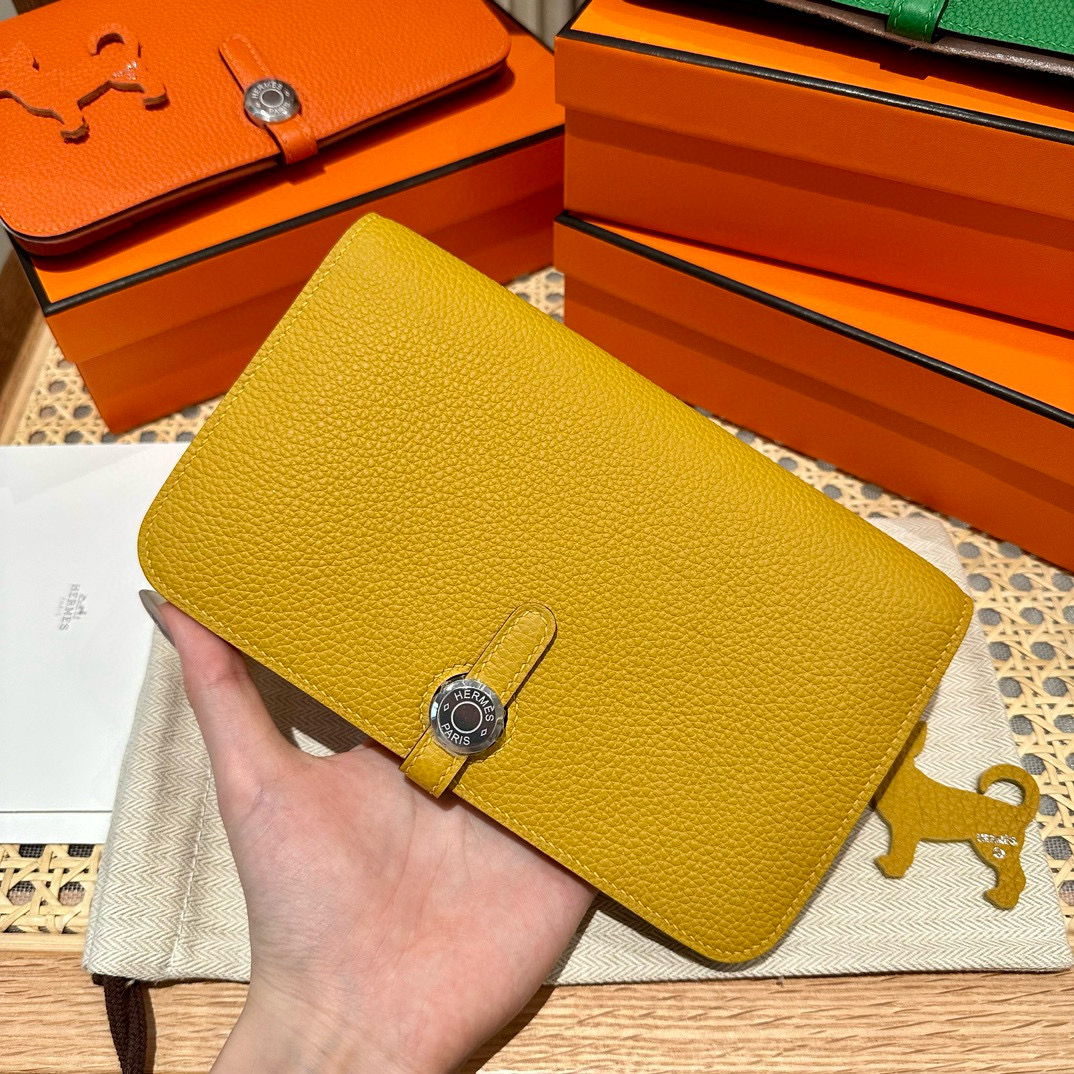 Hermes Jaune Ambre Togo Dogon Purse Wallet