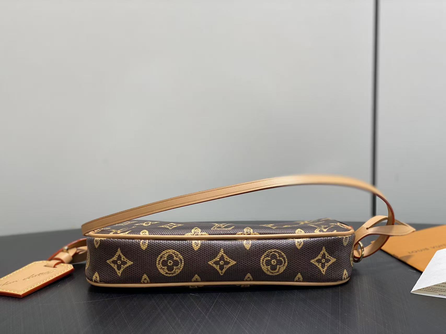 Louis Vuitton LV POCHETTE ACCESSOIRES handbag
