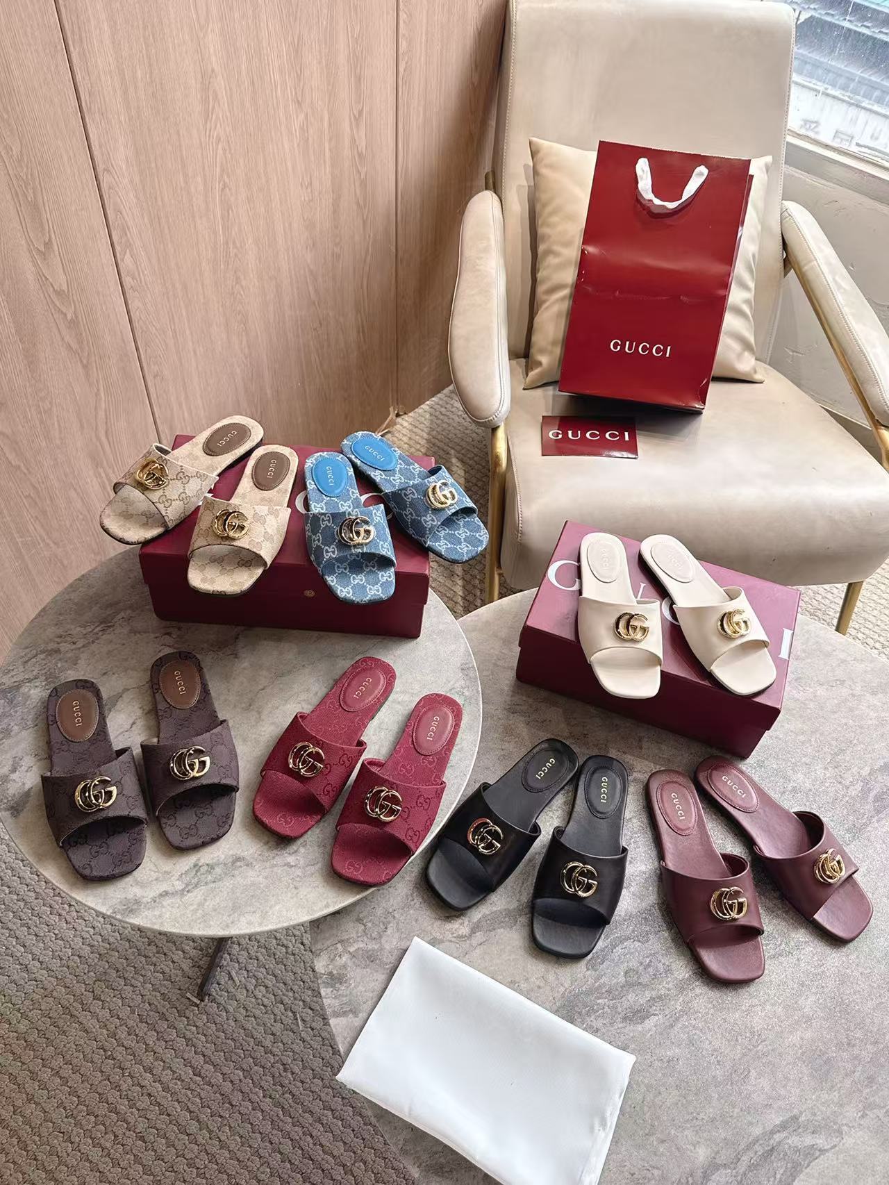 Gucci GG Monogram Slides - KAIROO