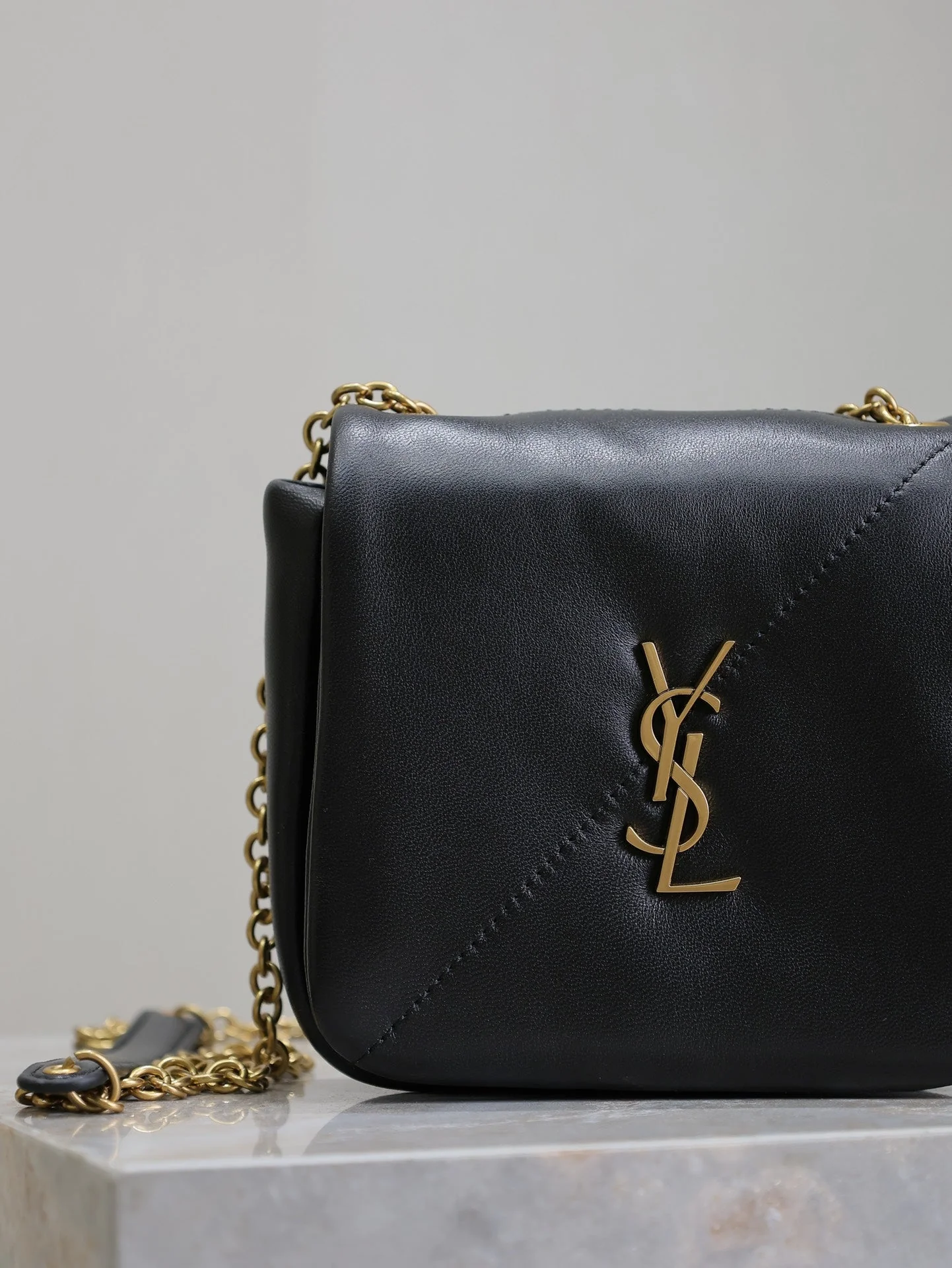 Saint Laurent YSL Mini Jamie 4.3 Shoulder Bag 16cm Black Lambskin GHW