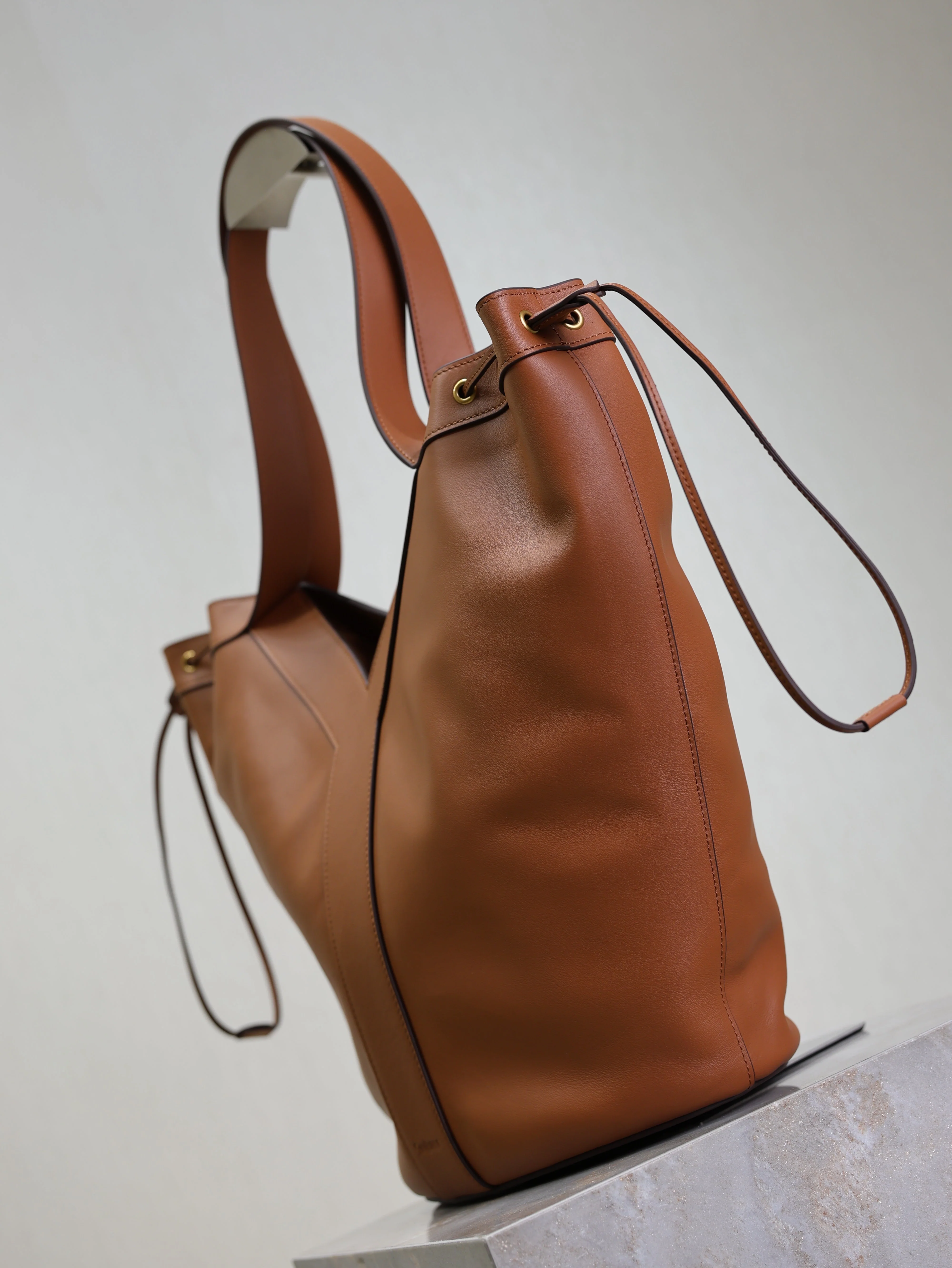 Saint Laurent YSL  Large Leather tote Bag Caramel Leather