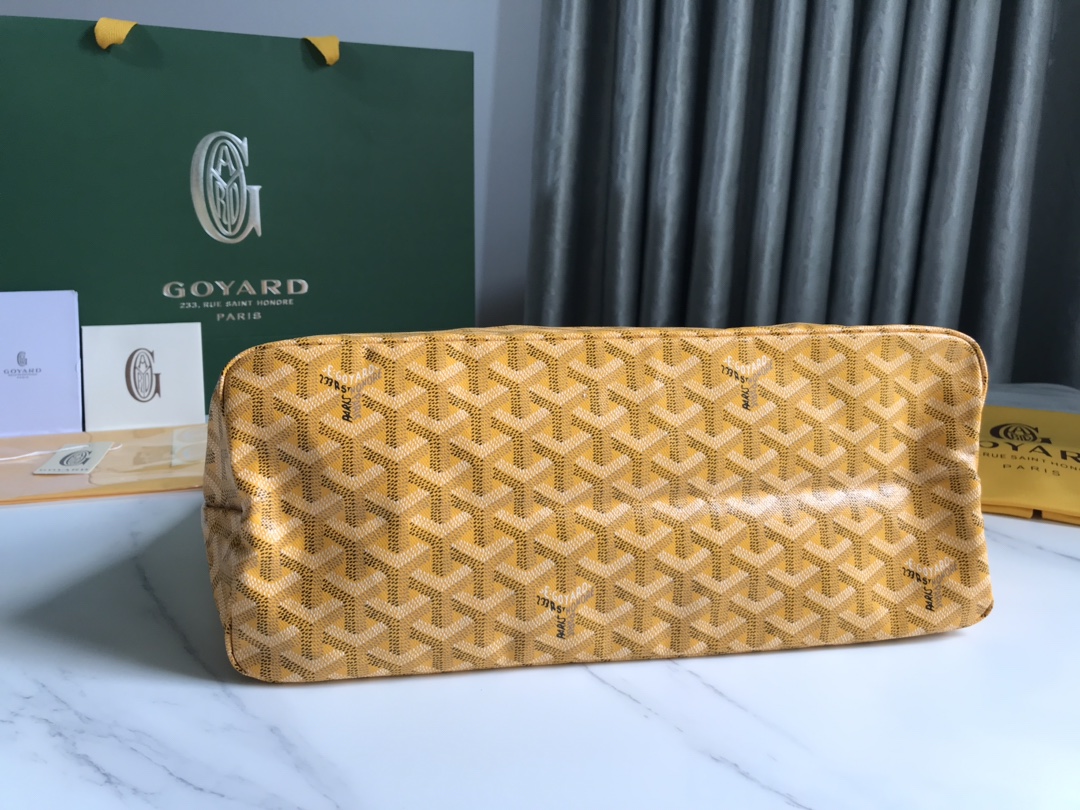 Goyard Bohème Hobo bag in Yellow