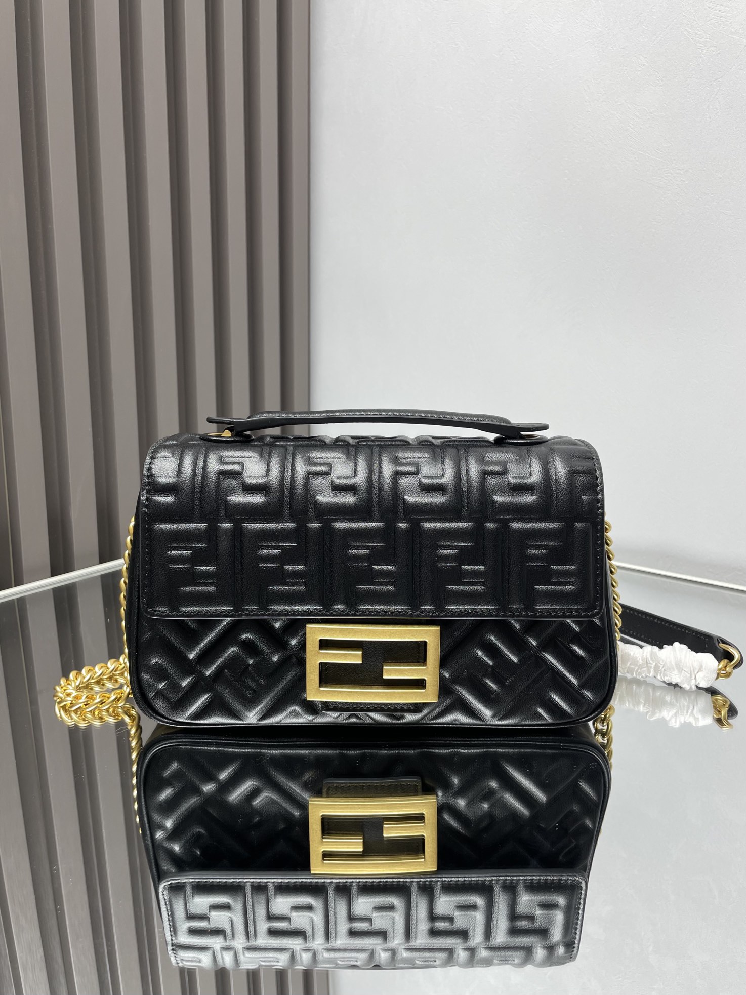 Fendi Medium Baguette Chain Leather Bag-Black
