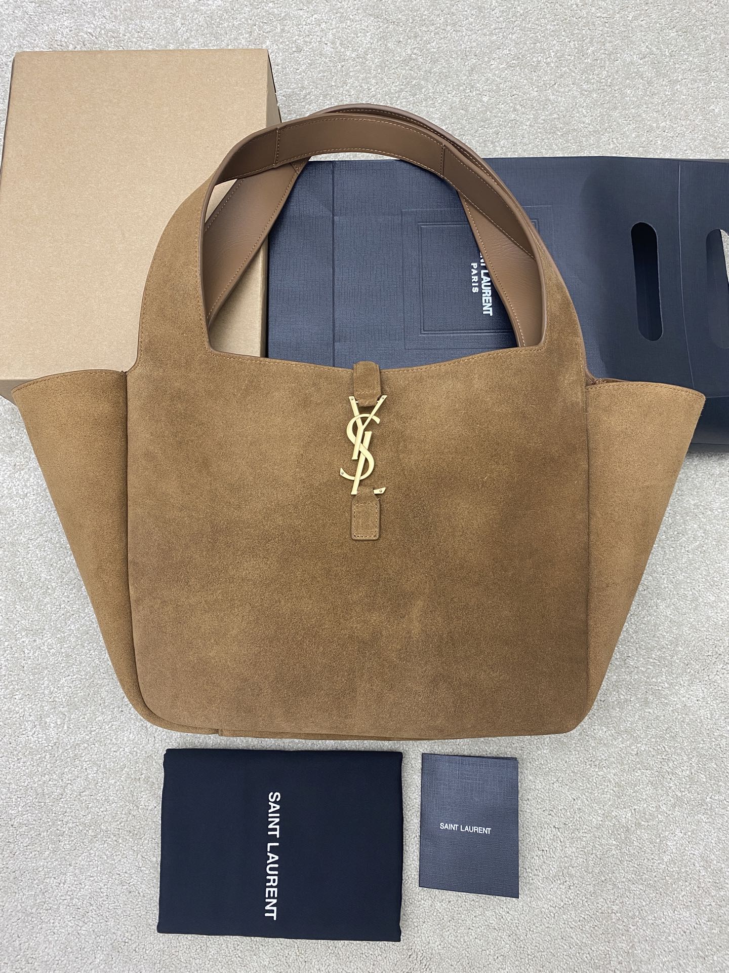 Saint Laurent Caramel Suede LE 5 À 7 Large Tote 763435