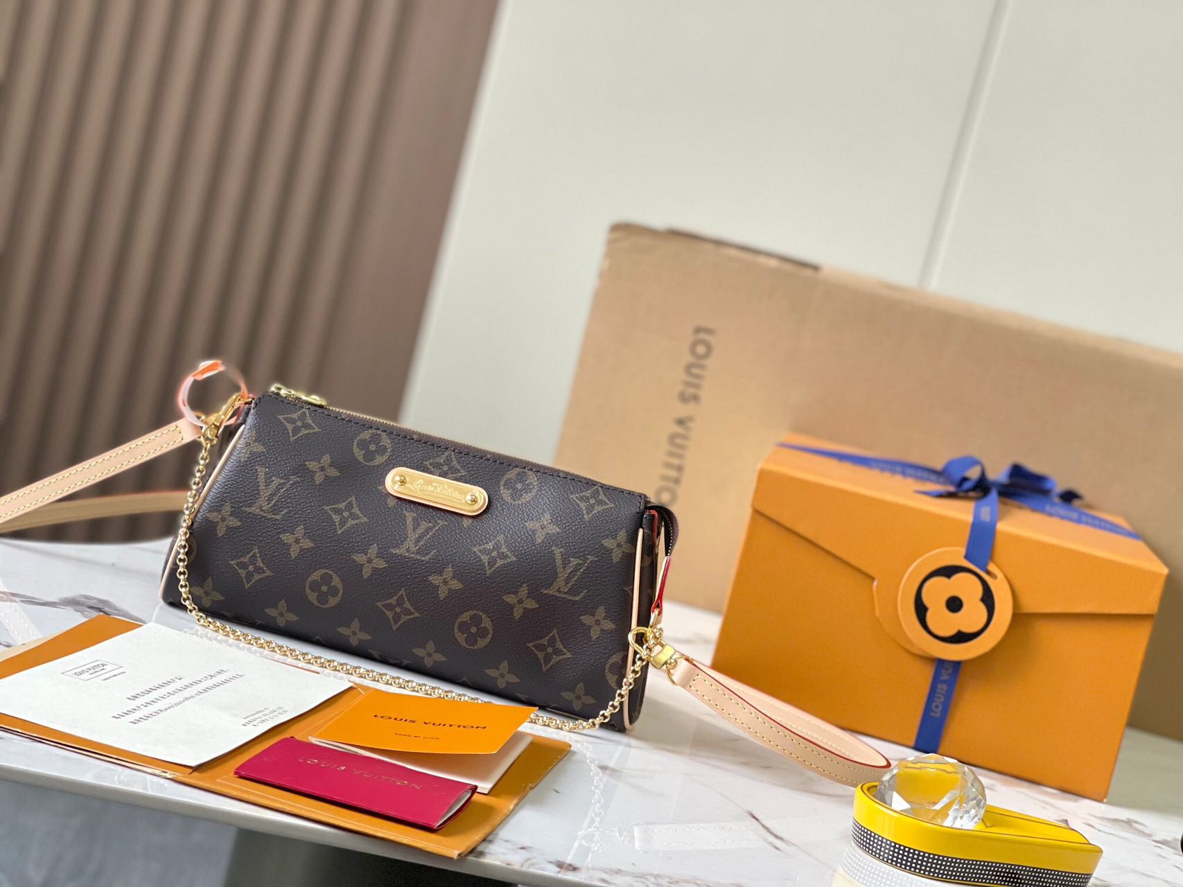 Louis Vuitton LV EVA handbag M95567