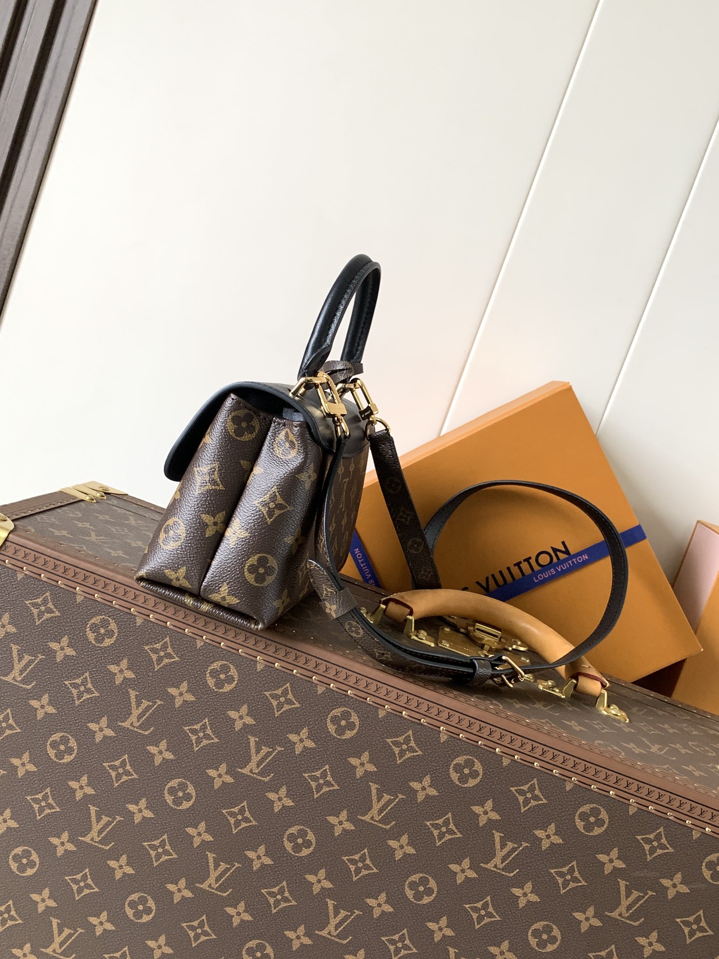M27511 LV Madeleine BB handbag in Monogram Canvas