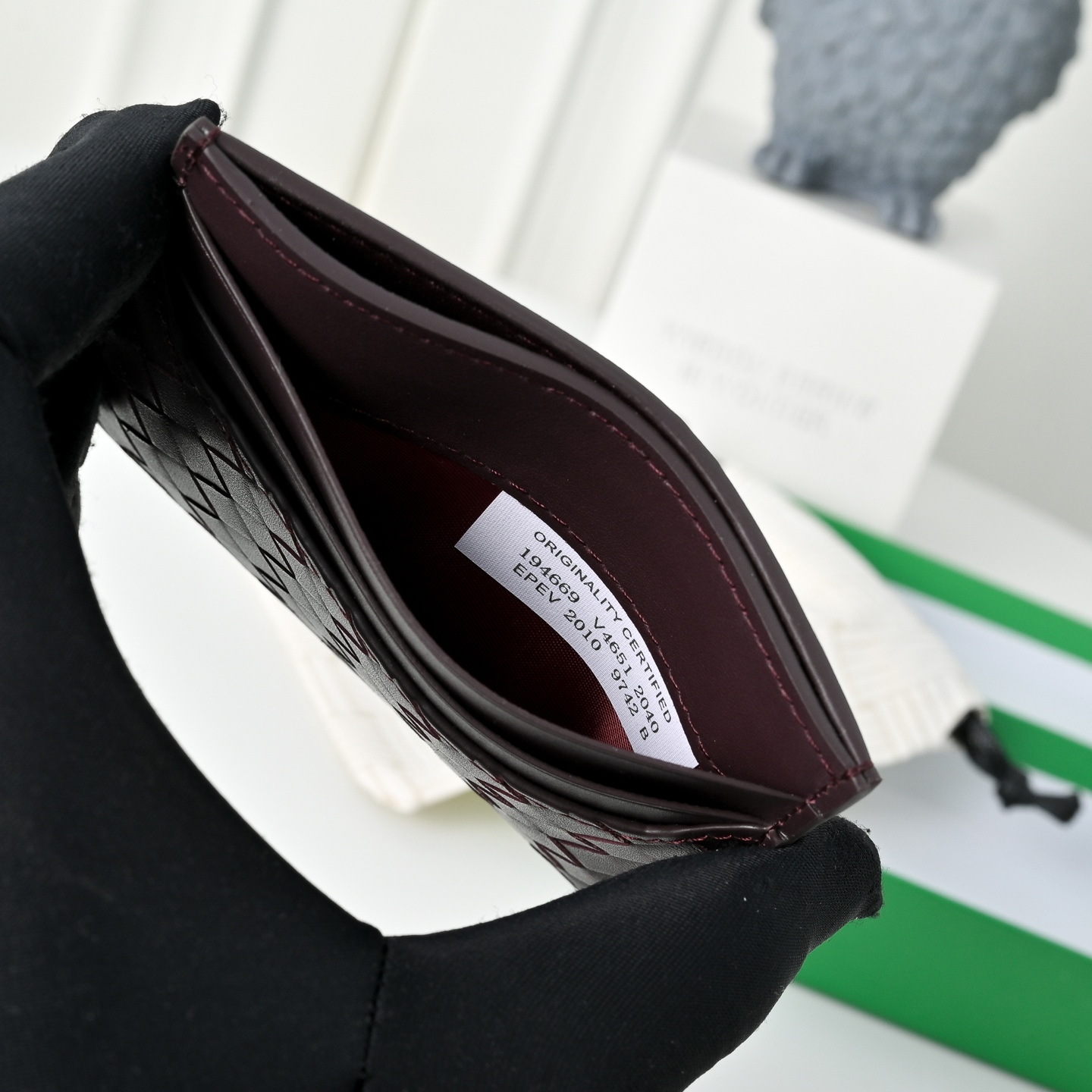 Bottega Veneta Card holder in Chocoate Intreccio Leather