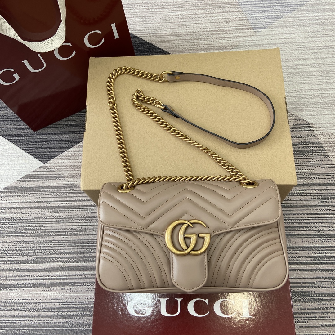GG Marmont medium shoulder bag 443497