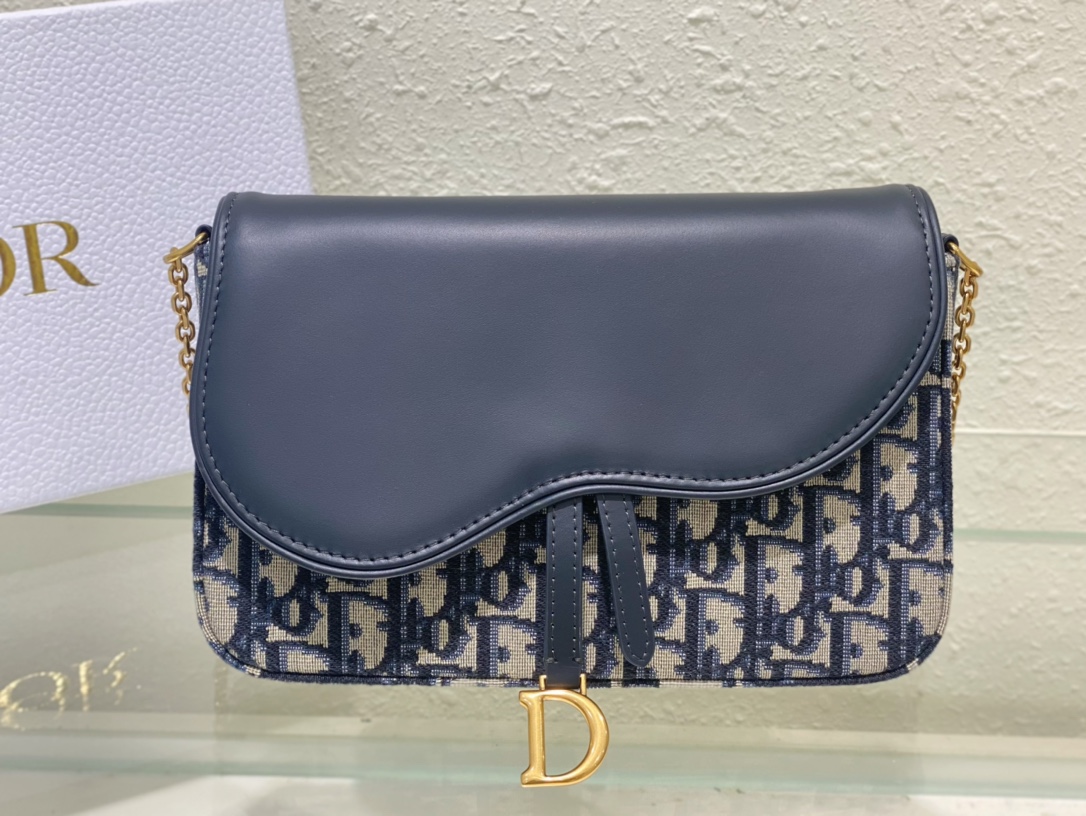Blue Oblique and leather Dior Saddle Pouch on Chain