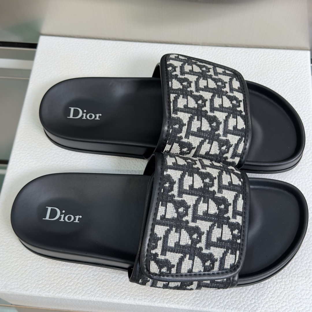 Men's Dior Aqua Classic Slide
