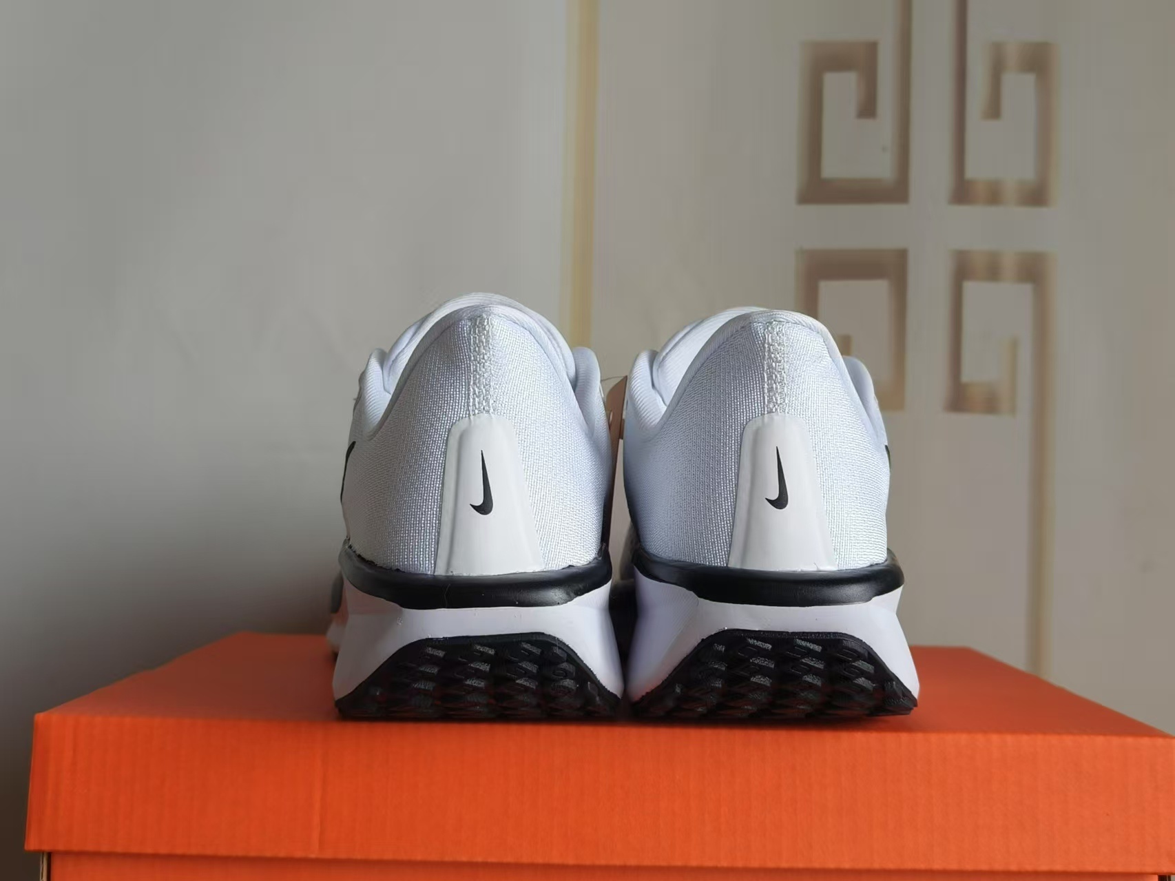 FD6033-105 US Men's Sizes6 to 11 in half sizes White Green Gen6 Shoes tianlong