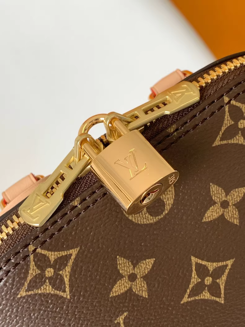 Louis Vuitton LV Alma Backpack M47132