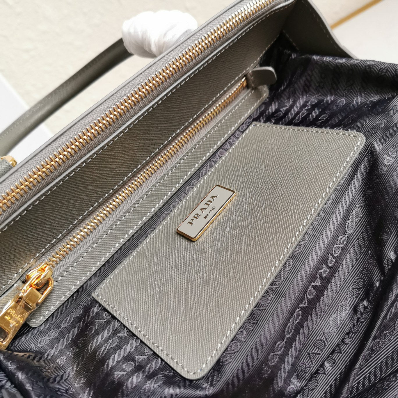 Prada GALLERIA 28 BAG IN DARK GREY SAFFIANO LEATHER