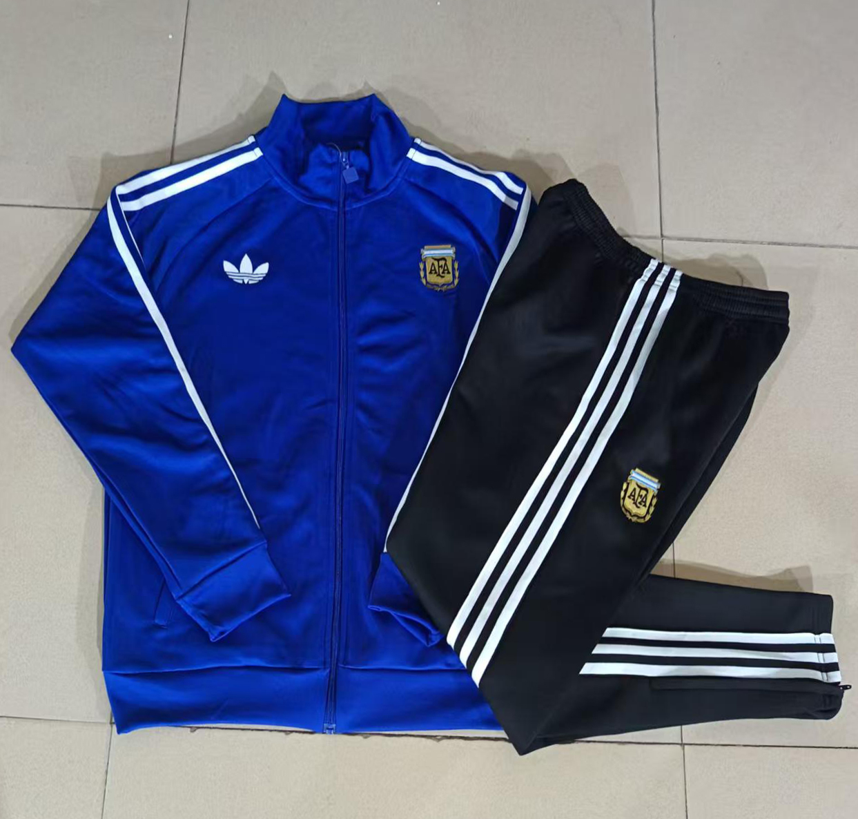 Argentina Kids Training Suit 26/27 | Soc Jersey - Premium Football Jersey