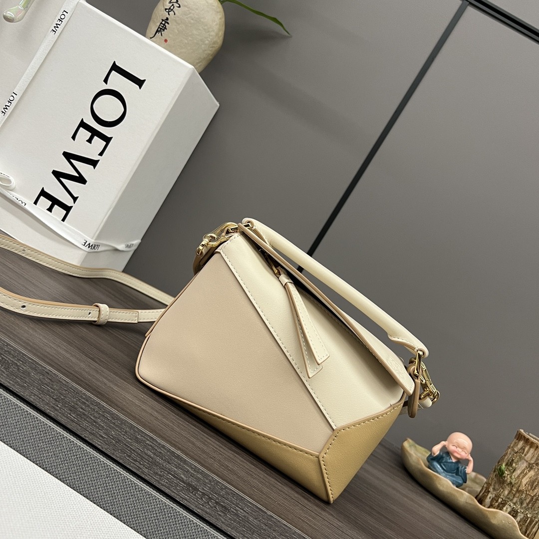Loewe Mini Sand Colorblock Puzzle Geometric Edge Smooth Leather Colorblock Handle Shoulder Bag - KAIROO