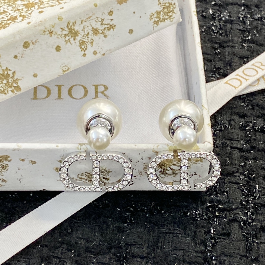 Dior Silver CD earrings with crystals