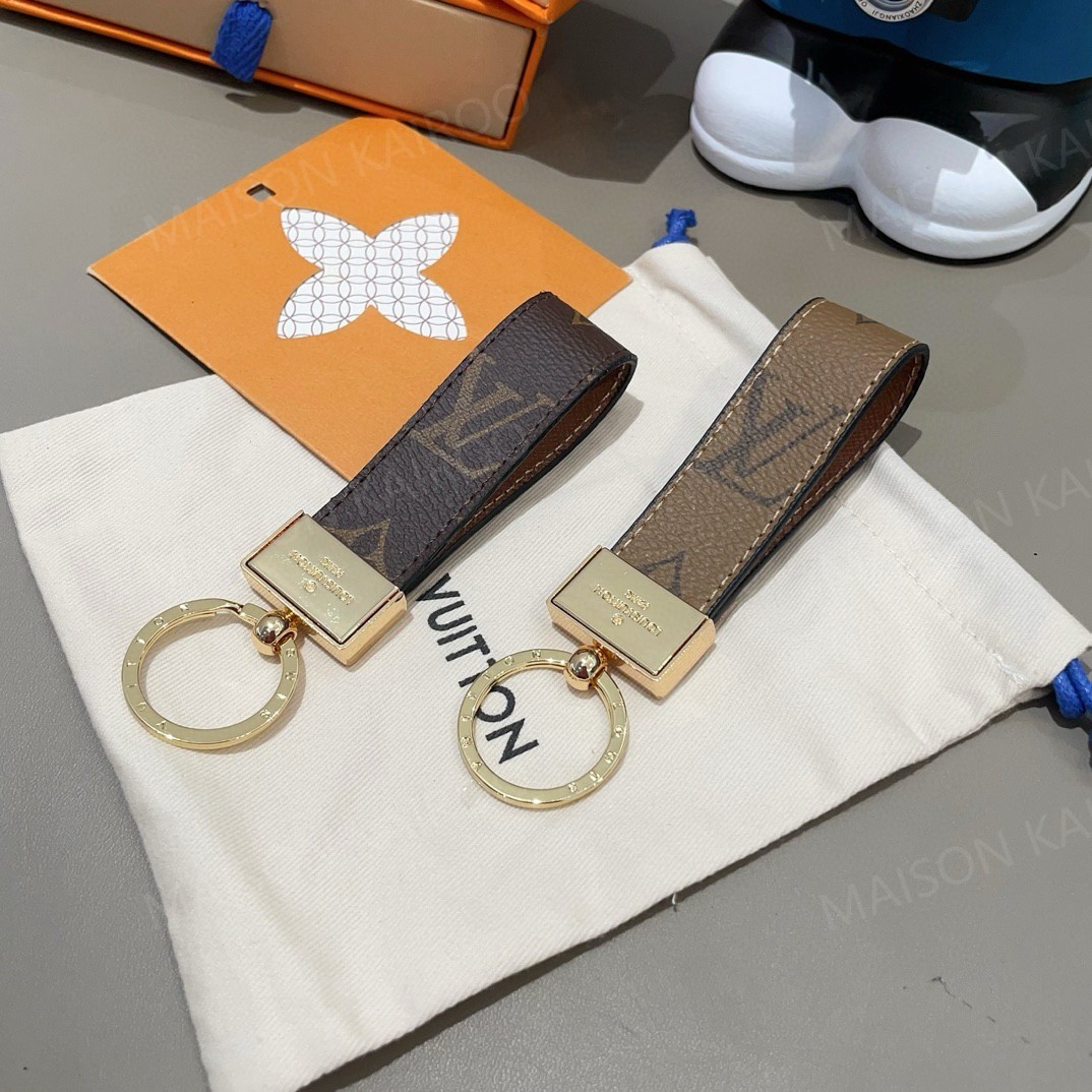 Louis Vuitton LV Monogram Strap Keychain - KAIROO
