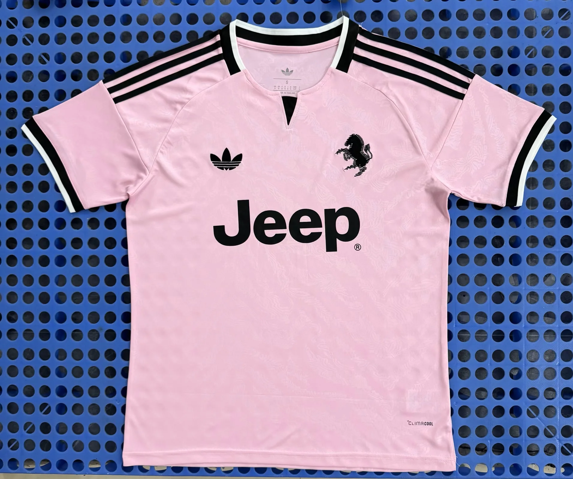 2026-27 Juventus Away Pink Fans Football Shirt 1:1 Thai Quality