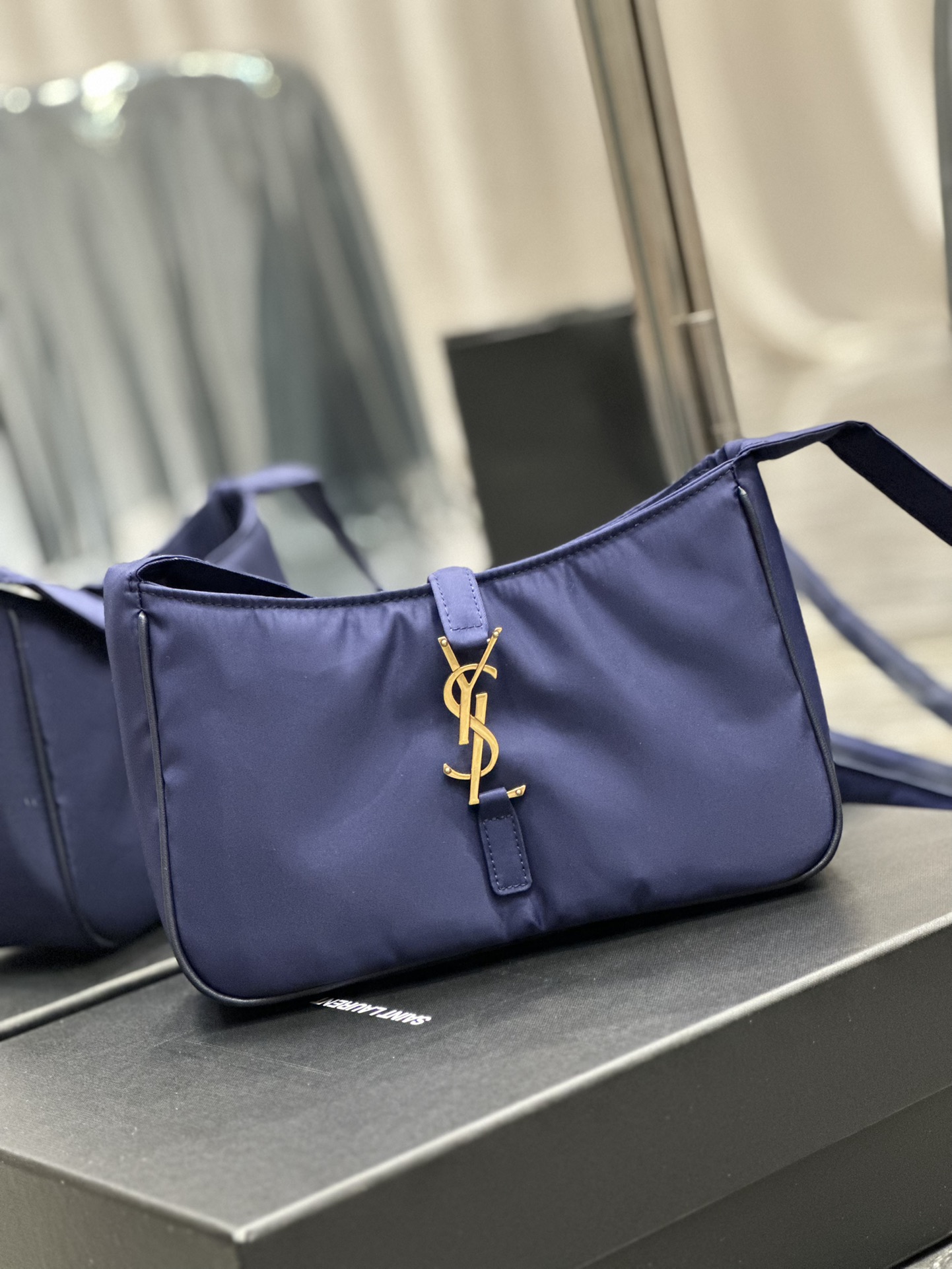 Saint Laurent YSL 10A Handbag Shoulder Bag Top Mirror Quality Version
