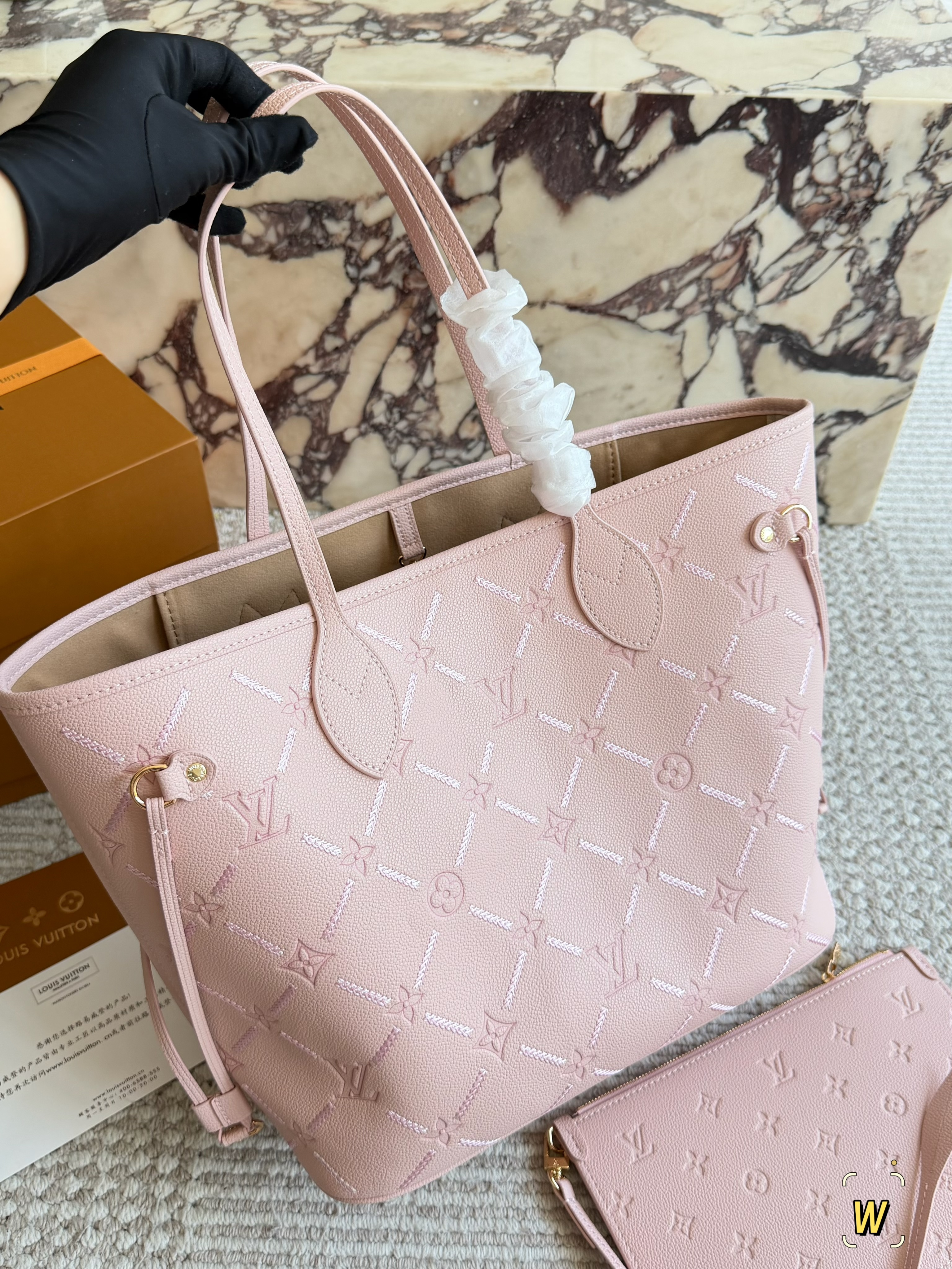 Louis Vuitton LV Neverfull MM Malletage Motif Bicolor Grained Leather Tote Bag With Pouch - KAIROO