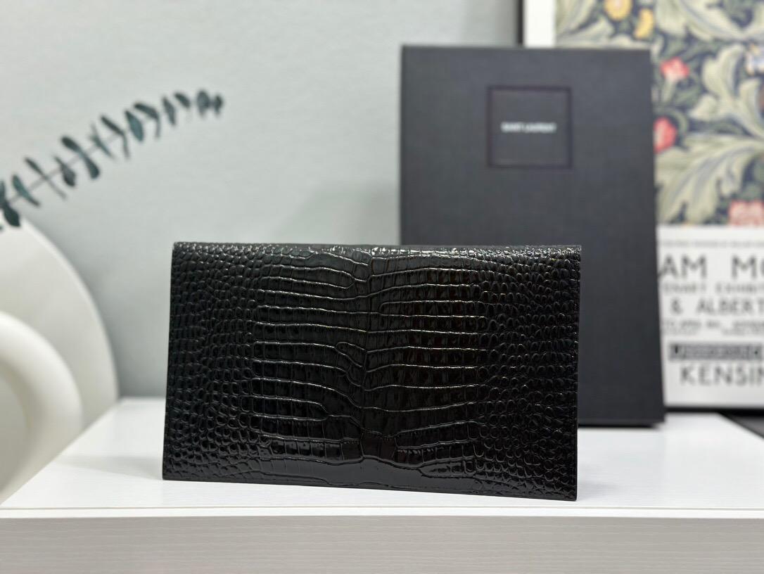 Saint Laurent YSL Uptown Crocodile-Embossed Leather Envelope Clutch bag