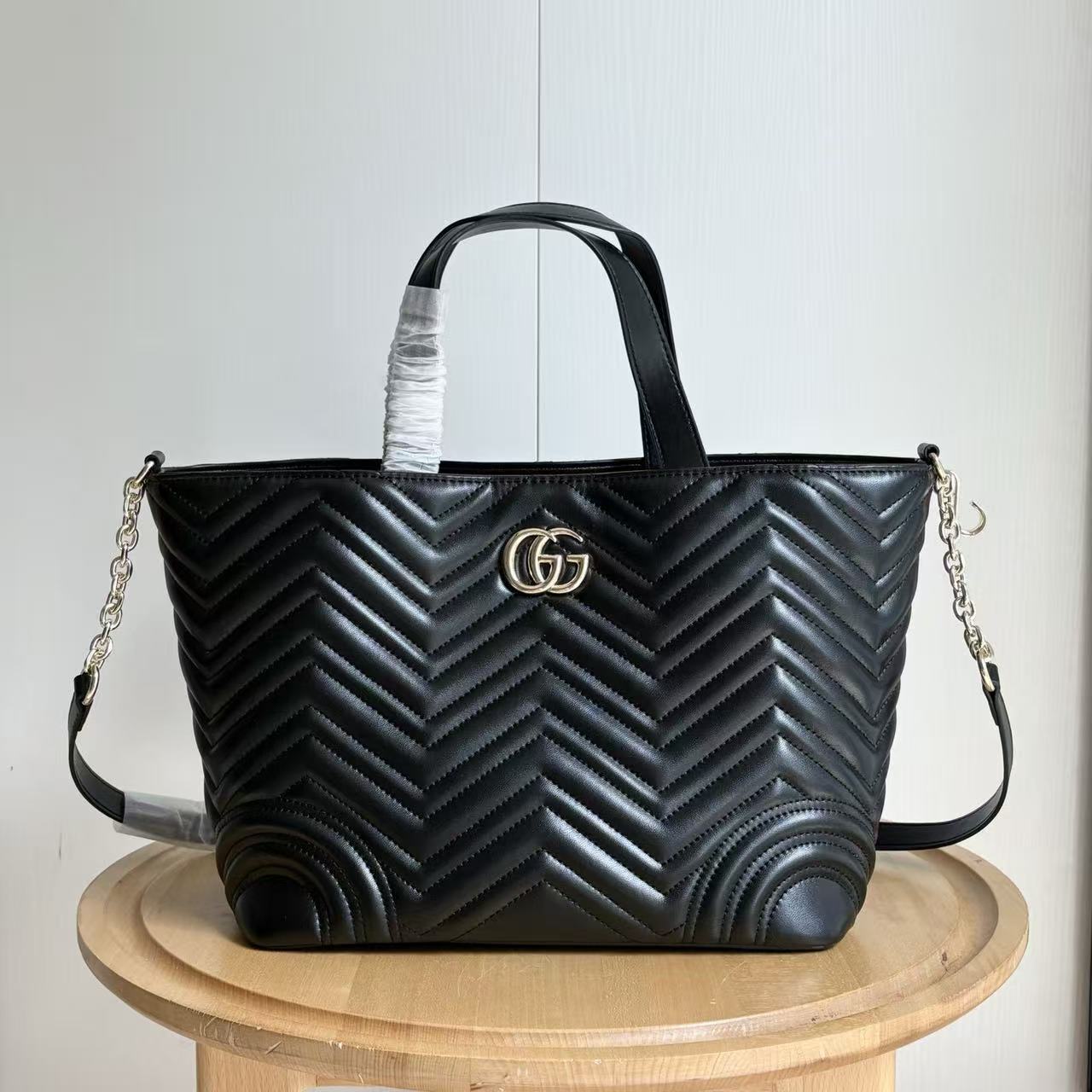 Gucci new shoulder bag/handbag