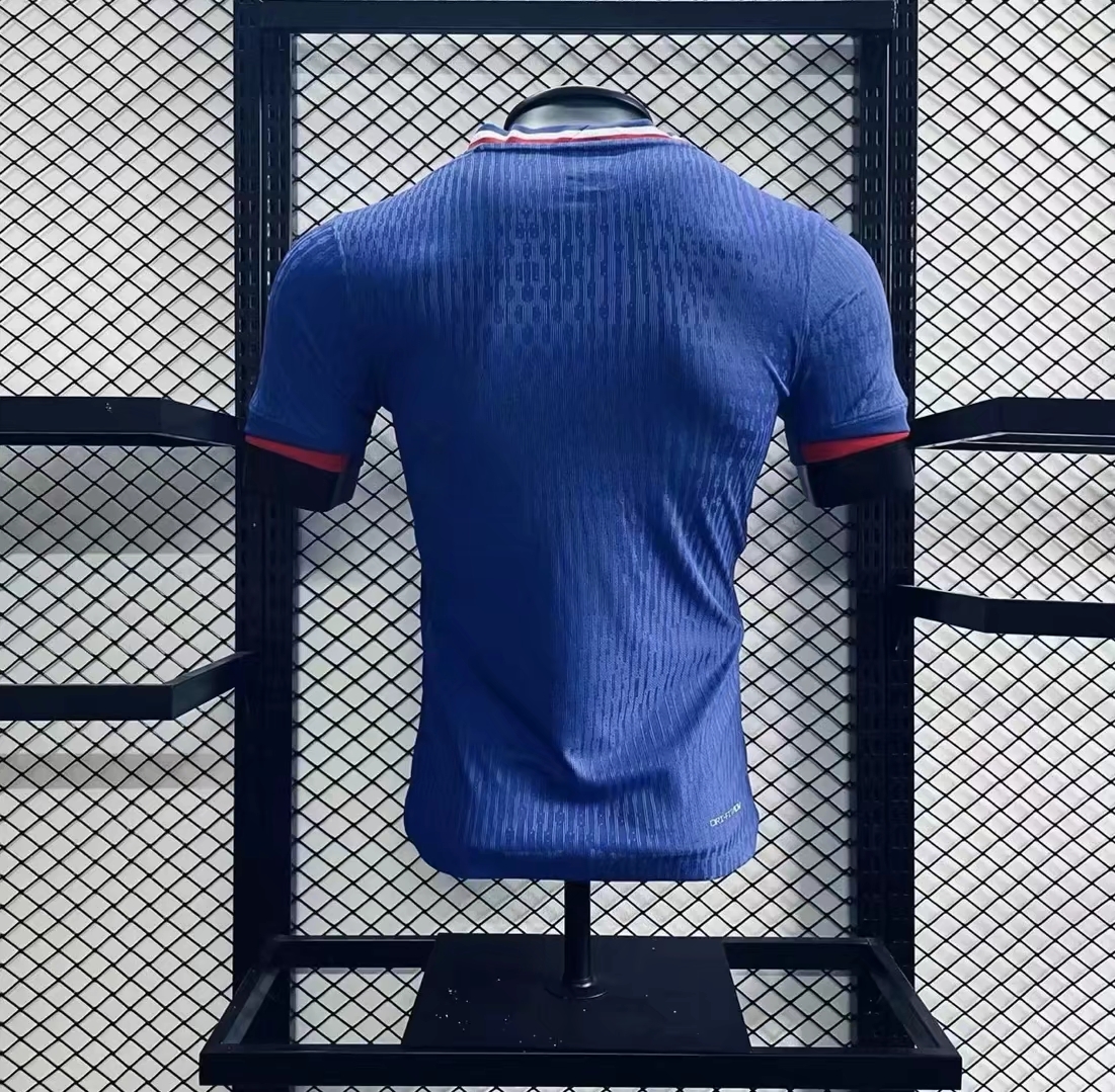 Player Version  France 24/25 Home Blue