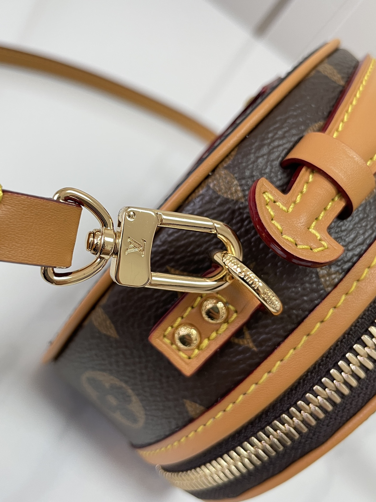 Louis Vuitton LV Boite Chapeau M44699