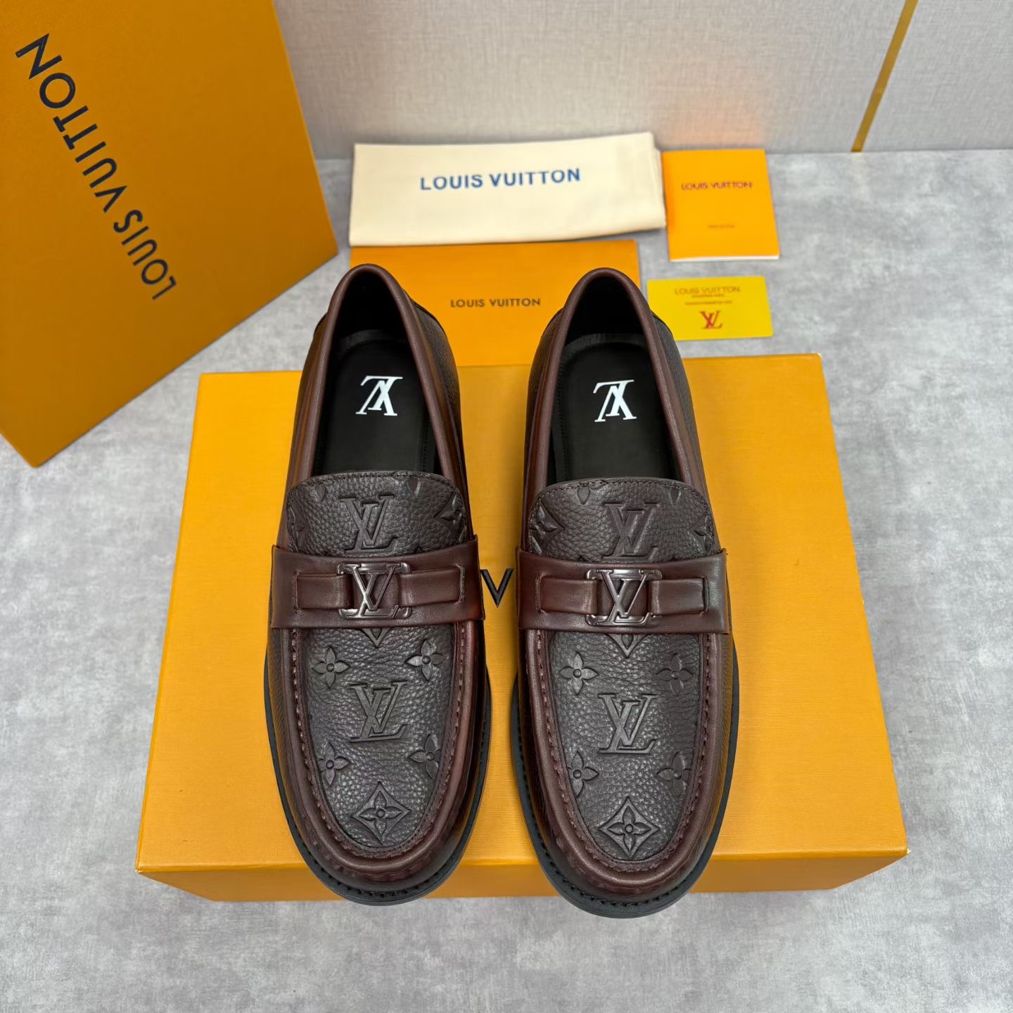 Men's LV Major Loafers
